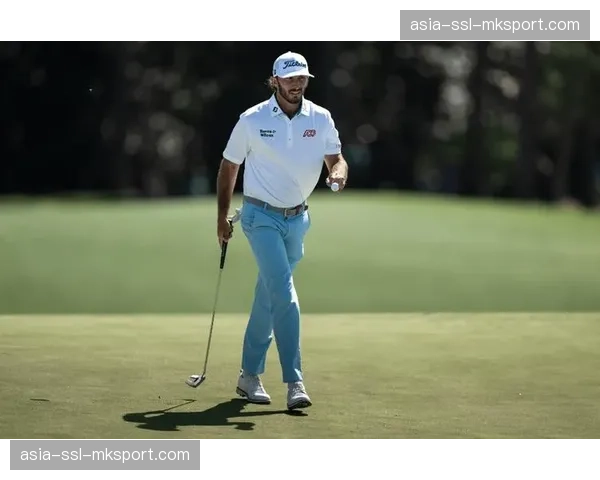 舍夫勒、谢奥菲勒、霍马领跑球员锦标赛54洞，周日决战