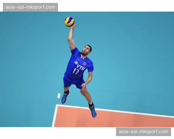 俄罗斯男排重炮手米哈伊洛夫与喀山泽尼特续约两年，或终老母队